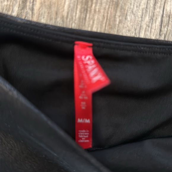 SPANX faux leather leggings, size medium - Picture 2 of 3